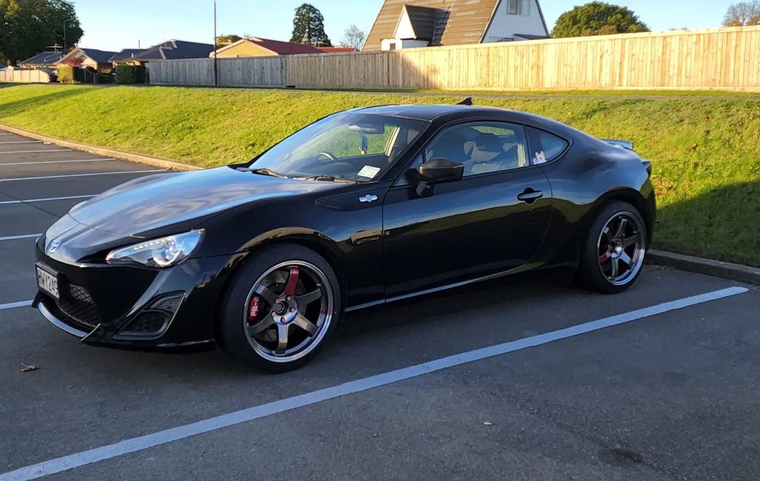 Toyota GT-86 (ZN6) Facelift (16~21) Front Big Brake Kit
