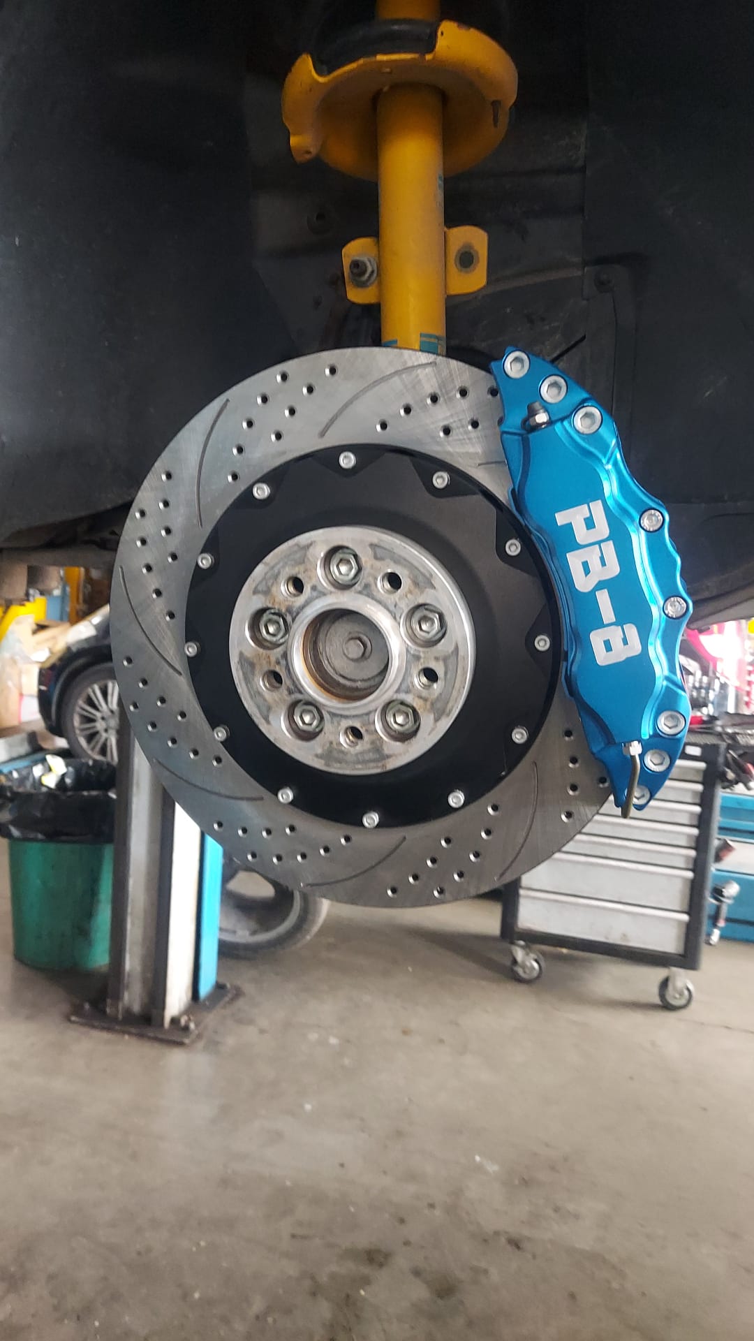 Kit gros freins avant Volvo XC90 Mk1 (02~14)
