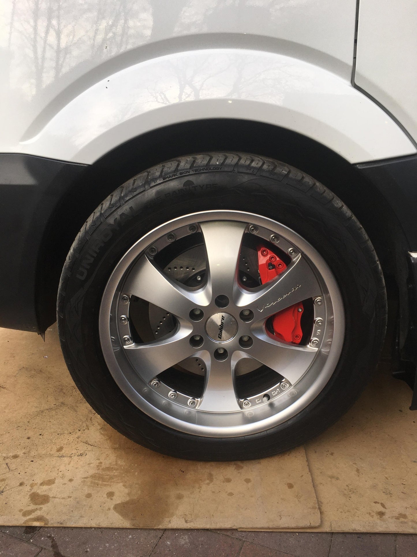 Mercedes Benz W907 Sprinter (ab Bj. 2018) Big Brake Kit vorne
