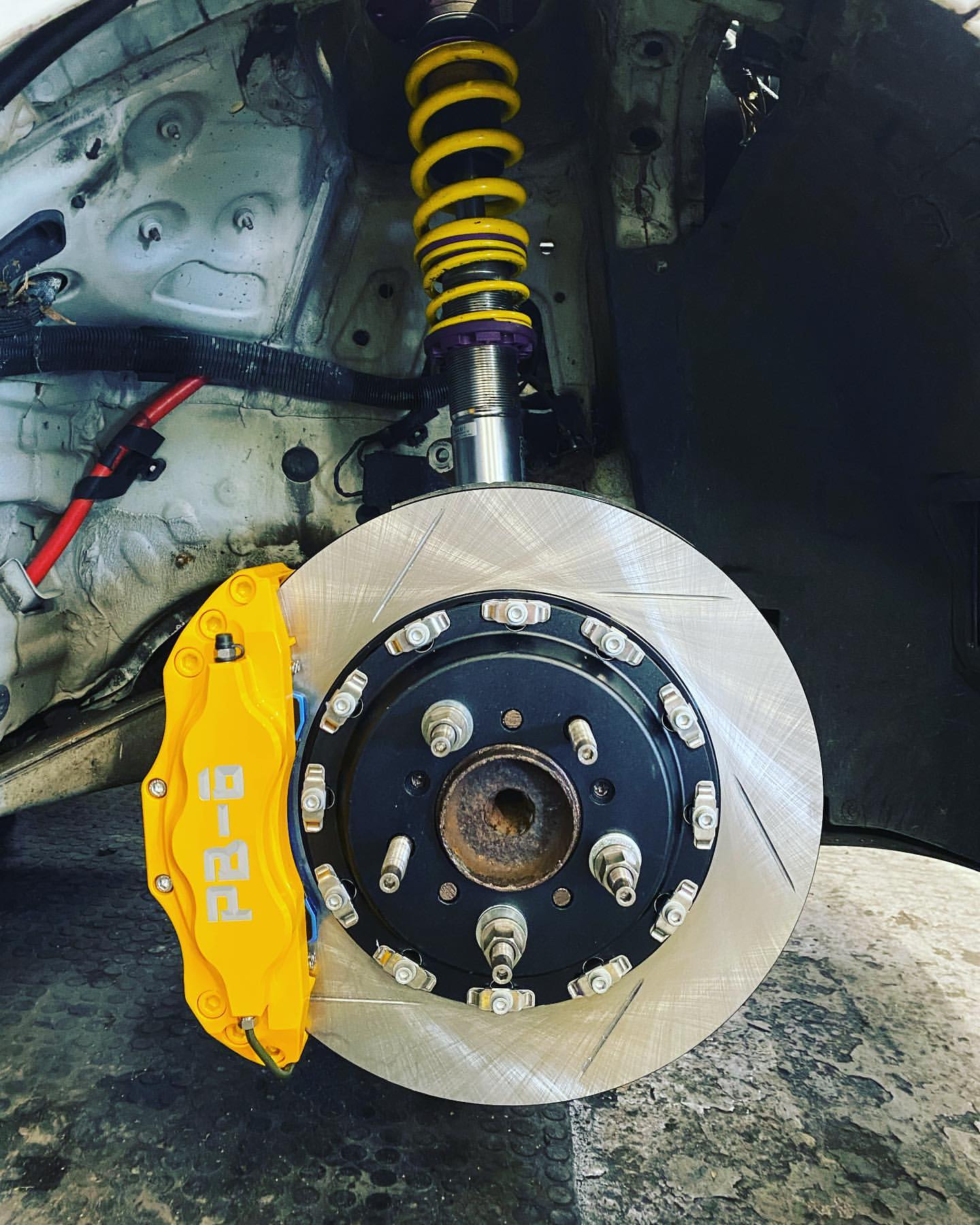 BMW 3er E93 M3 (07–13) Bremsen-Upgrade für die Vorderachse